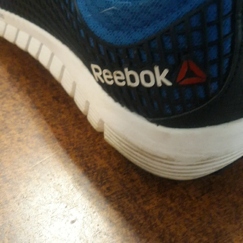 Reebok Size 7 1/2 Male (SKU OR) - Picture 4 of 5